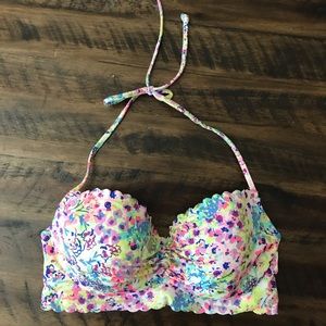 Victoria Secret swim top size 32 D